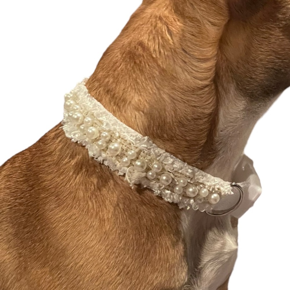 Vintage lover collar